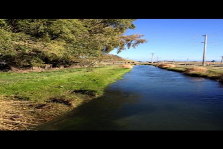 Photo of property in 53 Morven Beach Road, Morven, Waimate, 7980