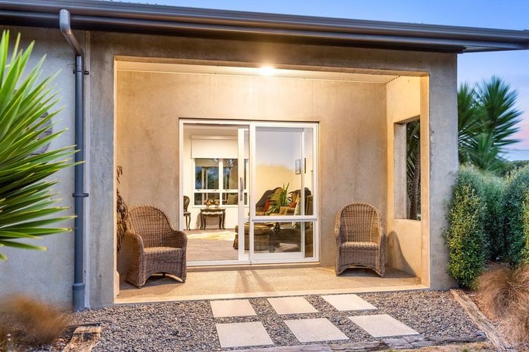 Photo of property in 14 Pairuku Lane, Peka Peka, Waikanae, 5391