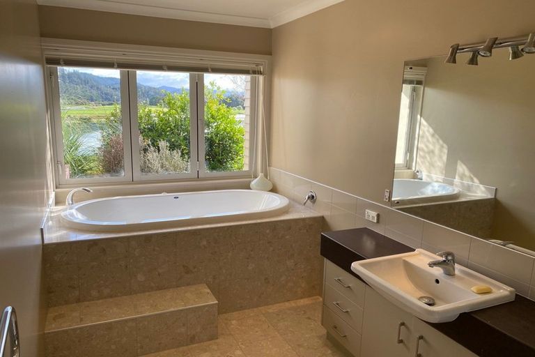 Photo of property in 44 Saint Andrews Drive, Pauanui, Hikuai, 3579