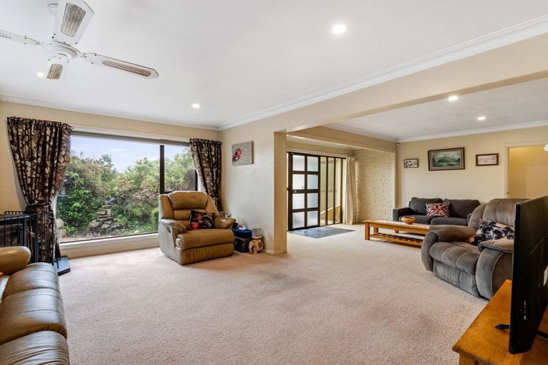 Photo of property in 17 Dunbars Road, Halswell, Christchurch, 8025