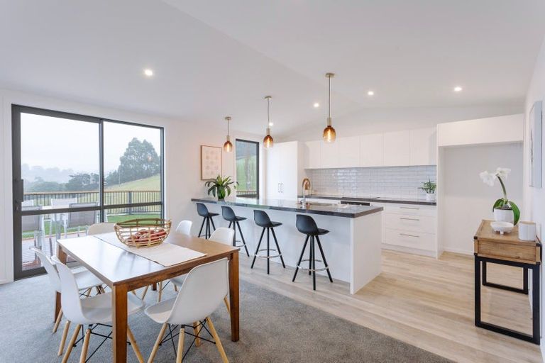 Photo of property in 7 Ella Lane, Green Island, Dunedin, 9018