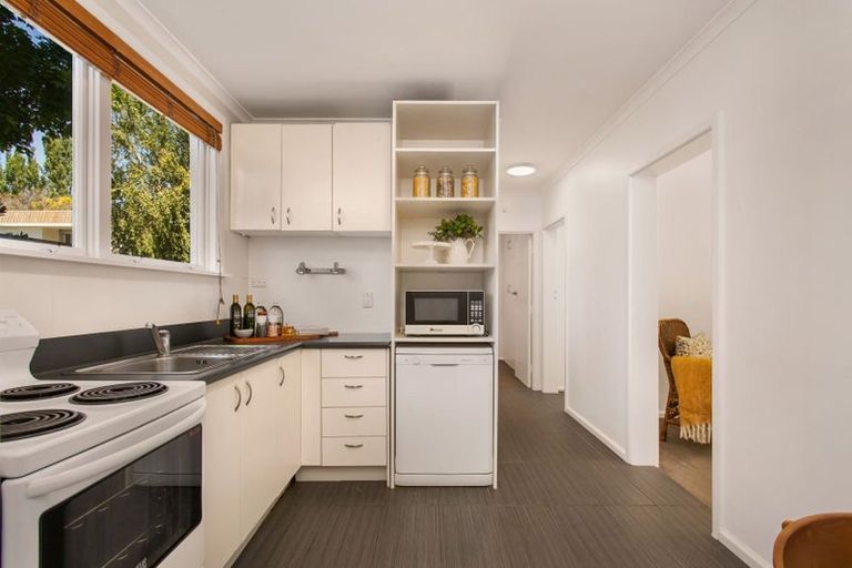 Photo of property in 2/78 Holly Road, St Albans, Christchurch, 8014