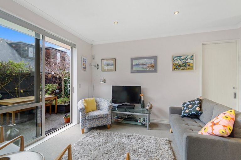 Photo of property in 37b Otara Street, Ilam, Christchurch, 8053