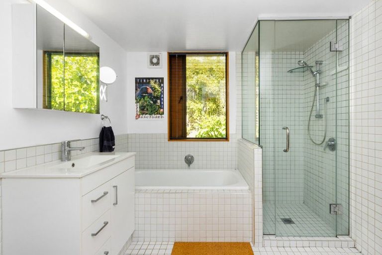 Photo of property in 22 Toop Street, Havelock North, 4130