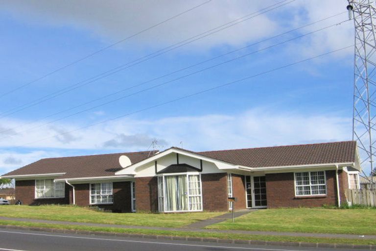 Photo of property in 121 Everglade Drive, Totara Heights, Auckland, 2105