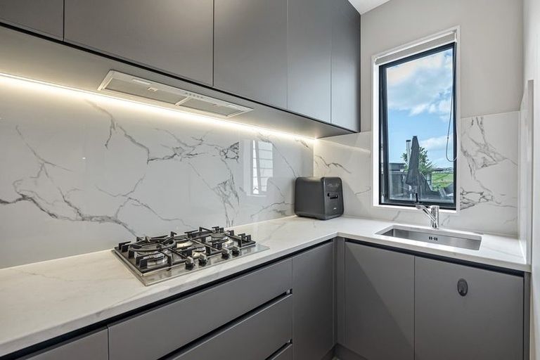 Photo of property in 5 Keel Street, Long Bay, Auckland, 0630