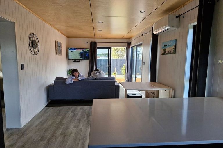 Photo of property in 40 Breakwater Road, Moturoa, New Plymouth, 4310