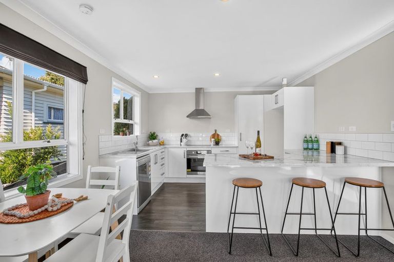 Photo of property in 67 Clawton Street, Westown, New Plymouth, 4310