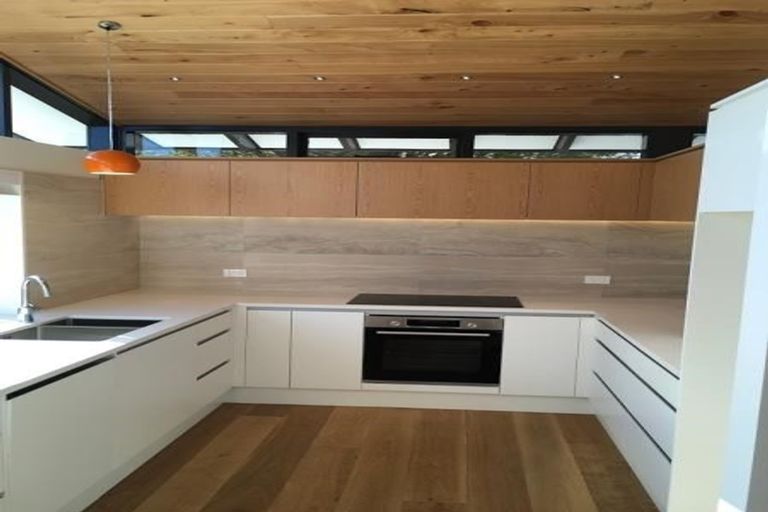 Photo of property in 49 Hawford Road, Opawa, Christchurch, 8023