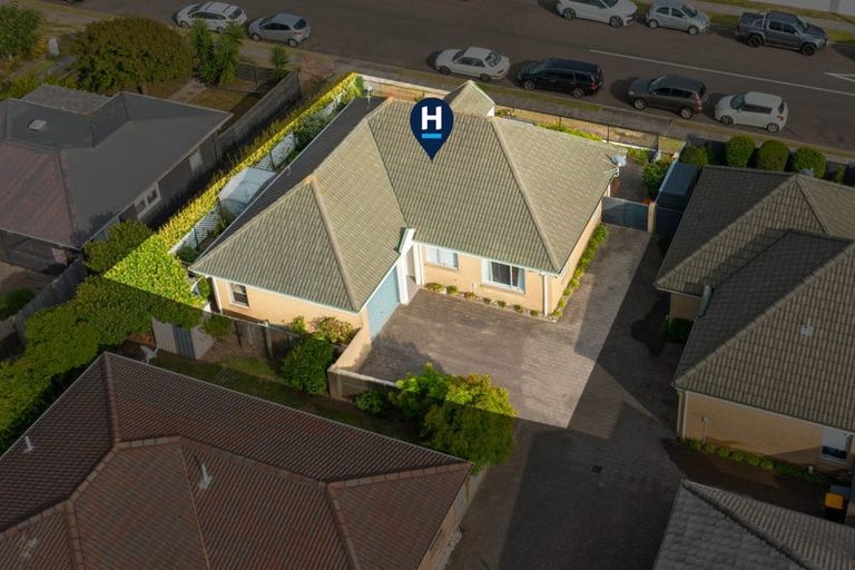 Photo of property in 4/10 Ranch Road, Mount Maunganui, 3116