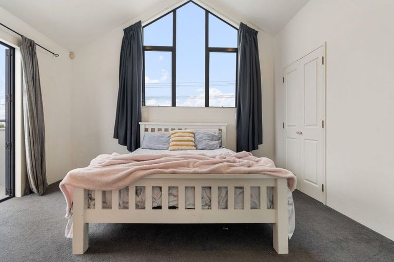 Photo of property in 62 Stanmore Bay Road, Stanmore Bay, Whangaparaoa, 0932