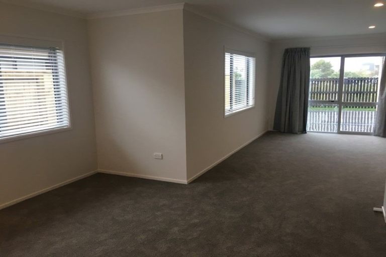 Photo of property in 14 Marion Crescent, Papamoa Beach, Papamoa, 3118