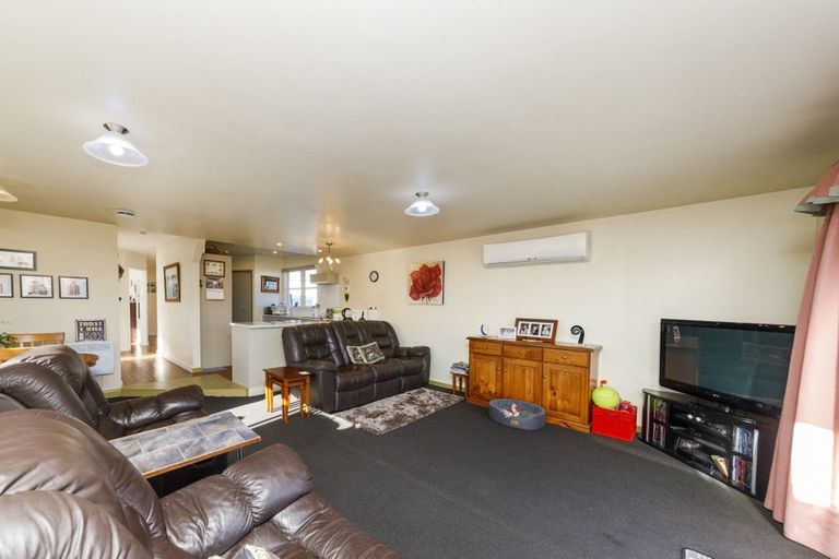 Photo of property in 79 Taumaihi Street, Bulls, 4818