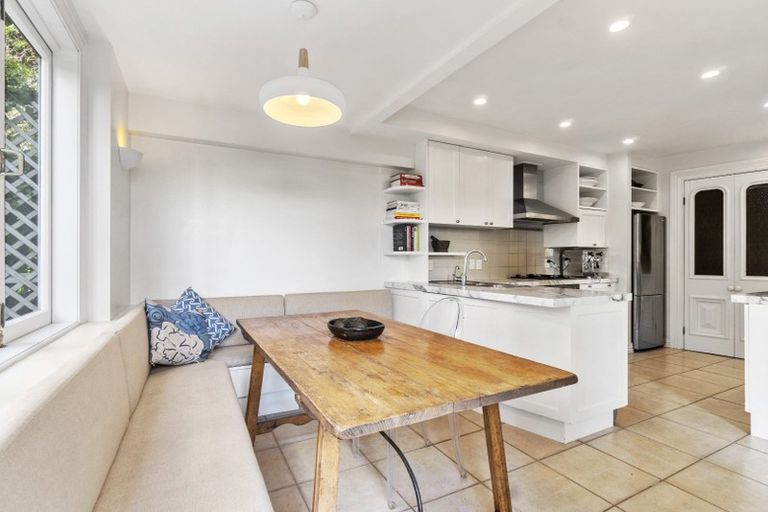 Photo of property in 8a Alberon Street, Parnell, Auckland, 1052