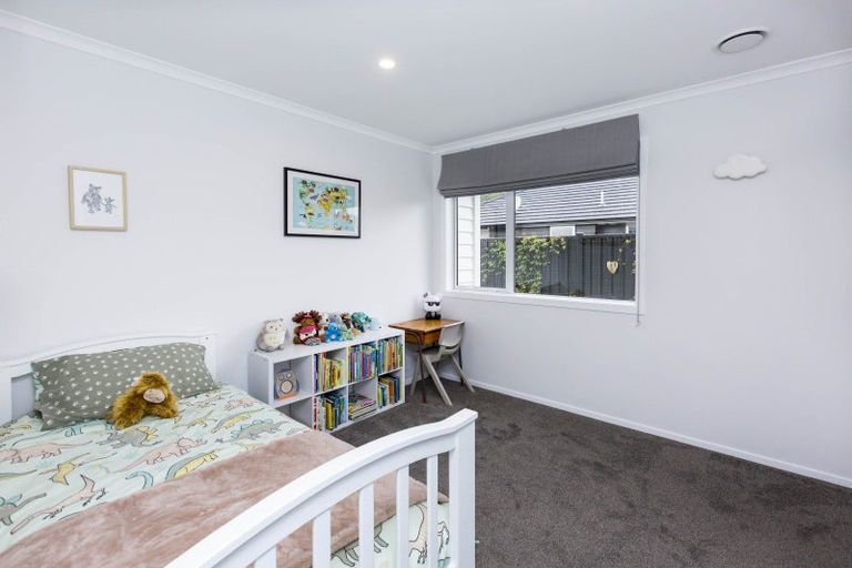 Photo of property in 99 Mawai Hakona Drive, Wallaceville, Upper Hutt, 5018