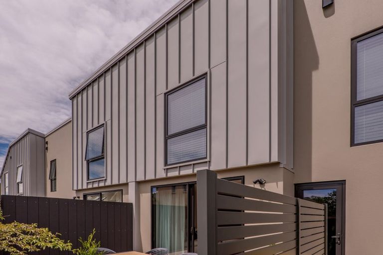 Photo of property in 200c Springfield Road, St Albans, Christchurch, 8014