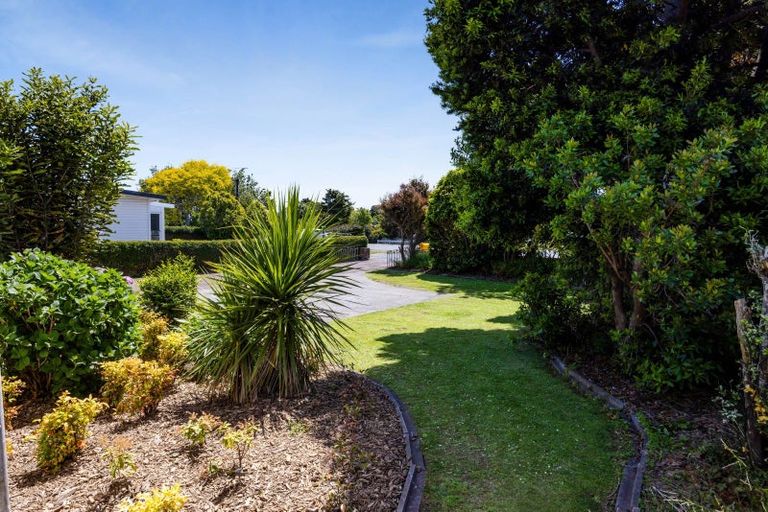 Photo of property in 1354 Devon Road, Brixton, Waitara, 4382