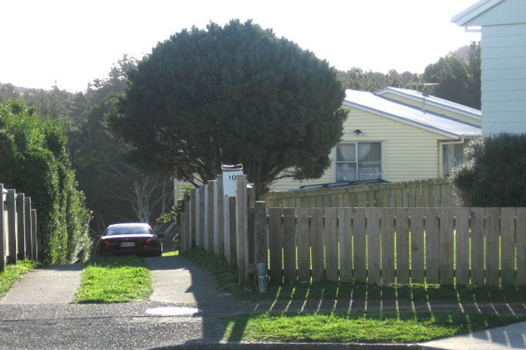 Photo of property in 10 Triton Place, Cannons Creek, Porirua, 5024