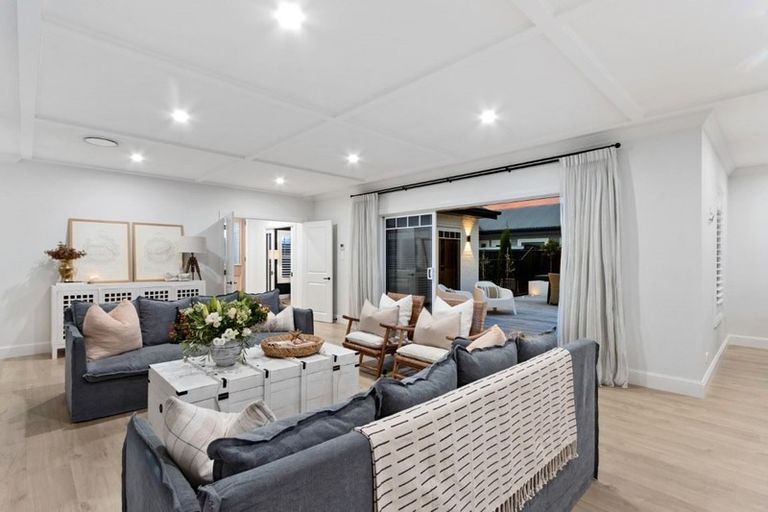 Photo of property in 17 Ardrossan Way, Tai Tapu, 7672