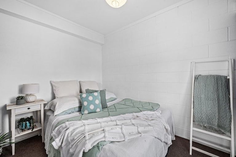 Photo of property in 6/1 Glen Road, Browns Bay, Auckland, 0630