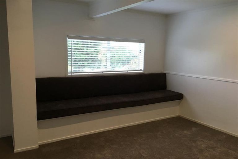 Photo of property in 33 Archers Road, Hillcrest, Auckland, 0629