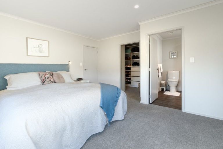 Photo of property in 162 Oteki Park Drive, Welcome Bay, Tauranga, 3112