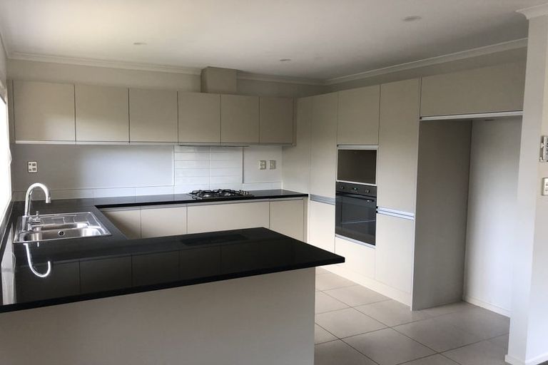 Photo of property in 146 Wellington Street, Howick, Auckland, 2014