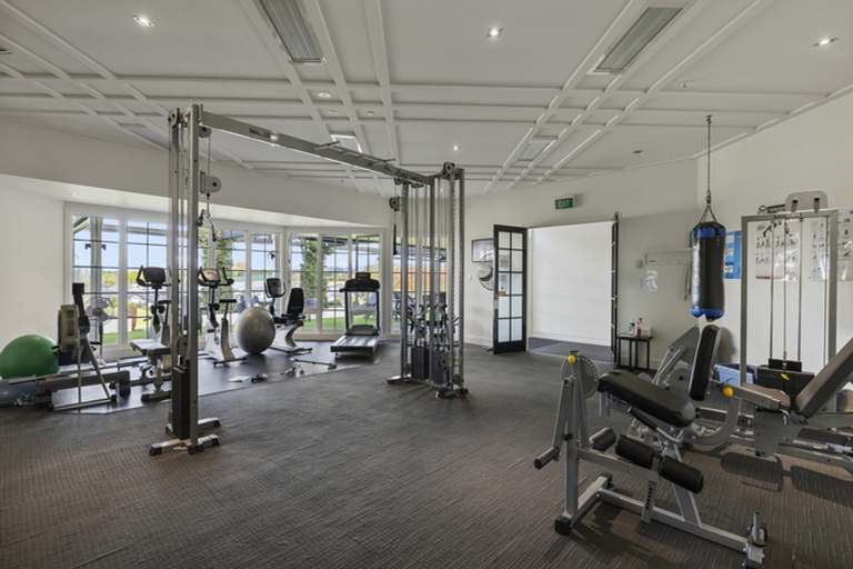 Photo of property in 60 Ballantyne Way, Aongatete, 3178