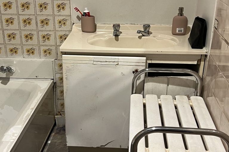 Photo of property in 15 John Walker Drive, Manurewa, Auckland, 2102