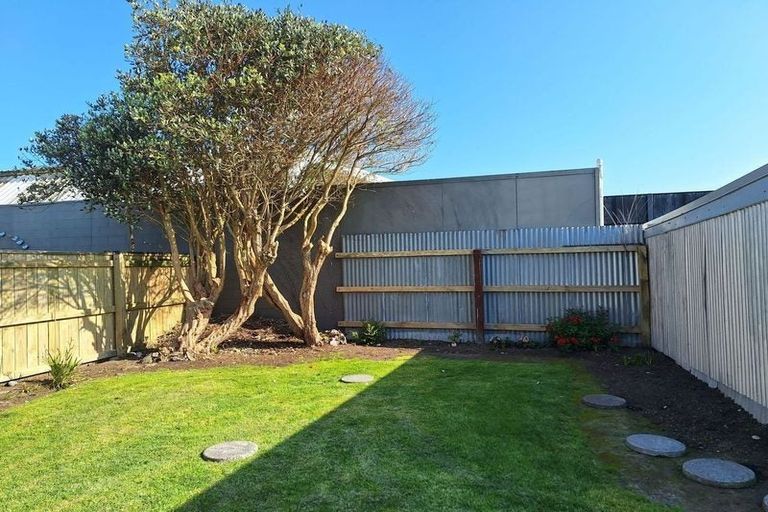 Photo of property in 10a Vogel Street, Fitzroy, New Plymouth, 4312