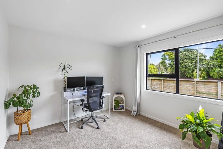 Photo of property in 55 Elizabeth Street, Waikanae, 5036