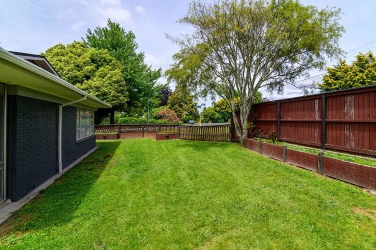 Photo of property in 106 Grand Vue Road, Kawaha Point, Rotorua, 3010