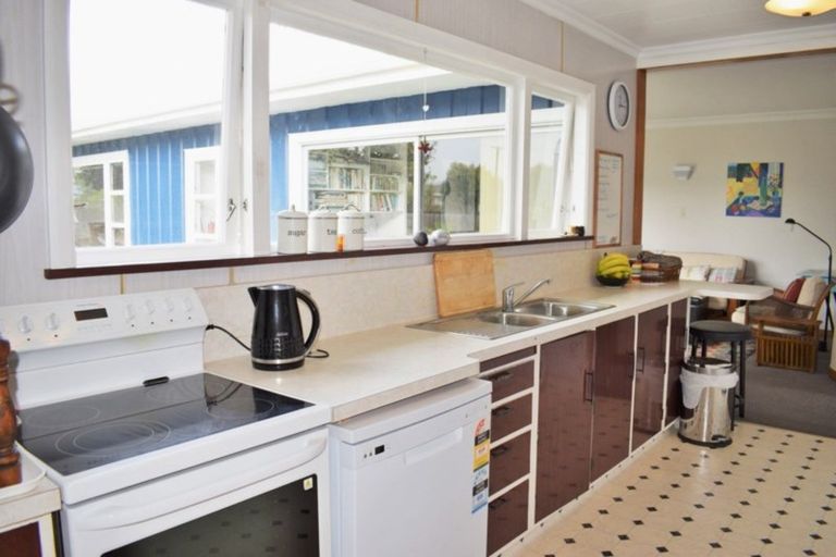 Photo of property in 24 Lemon Street, Otaki, 5512