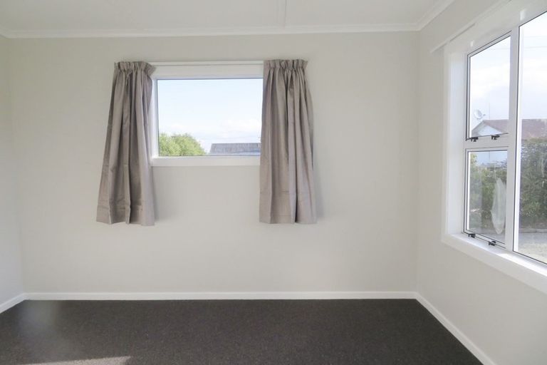 Photo of property in 24 Robertson Street, Gore, 9710