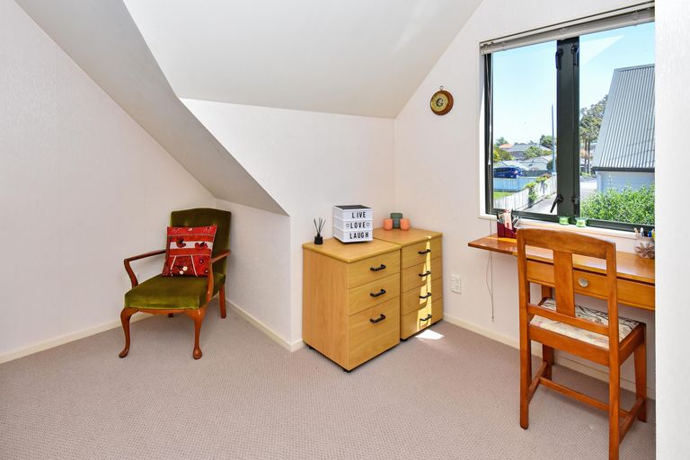 Photo of property in 20b Howe Street, Howick, Auckland, 2014