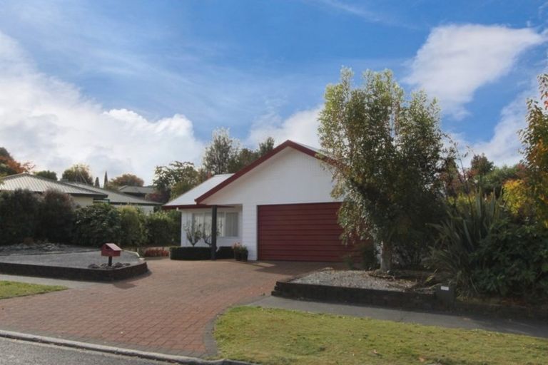 Photo of property in 15 Robinson Terrace, Rangatira Park, Taupo, 3330