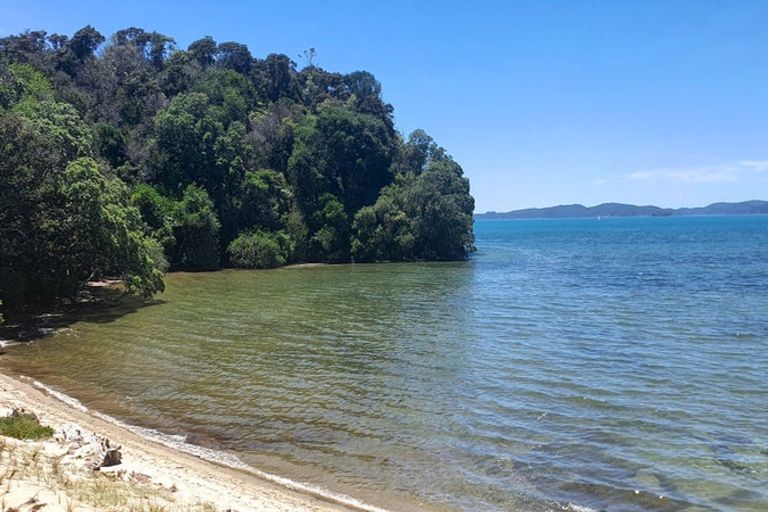 Photo of property in 13 Boathouse Bay Lane, Snells Beach, 0920