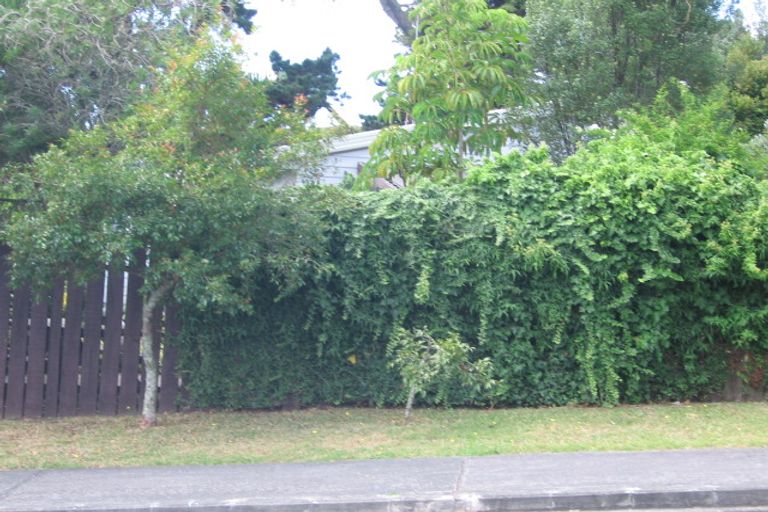 Photo of property in 26 Randal Place, Bayview, Auckland, 0629