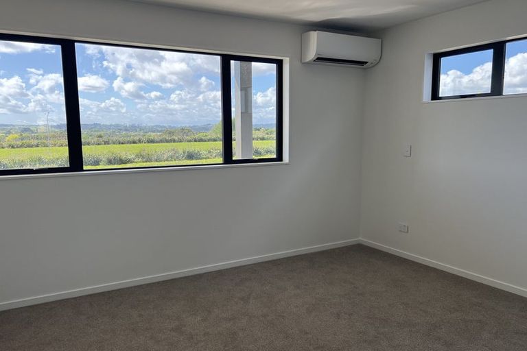 Photo of property in 11 Mataitai Road, Hobsonville, Auckland, 0618
