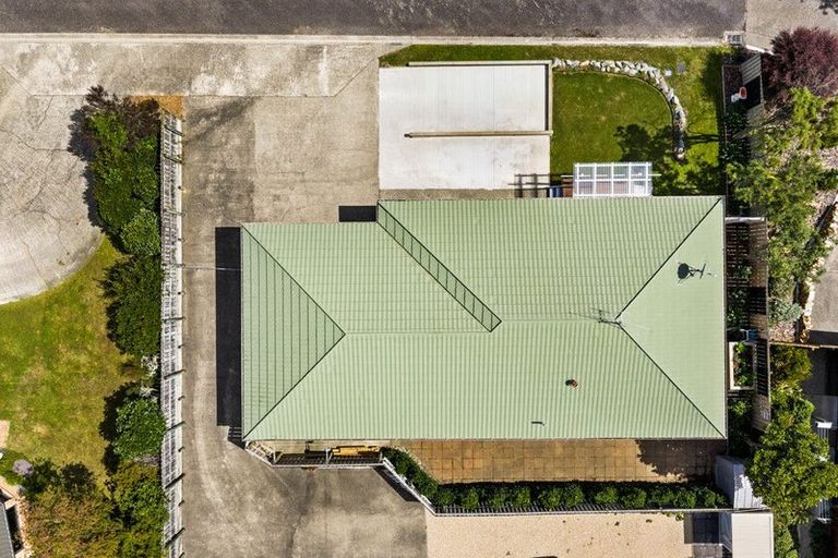 Photo of property in 67 Moana View Road, Waikawa, Picton, 7220