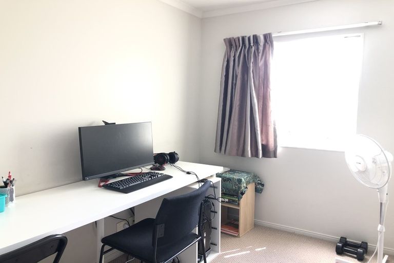 Photo of property in 17 Laurel Oak Drive, Schnapper Rock, Auckland, 0632