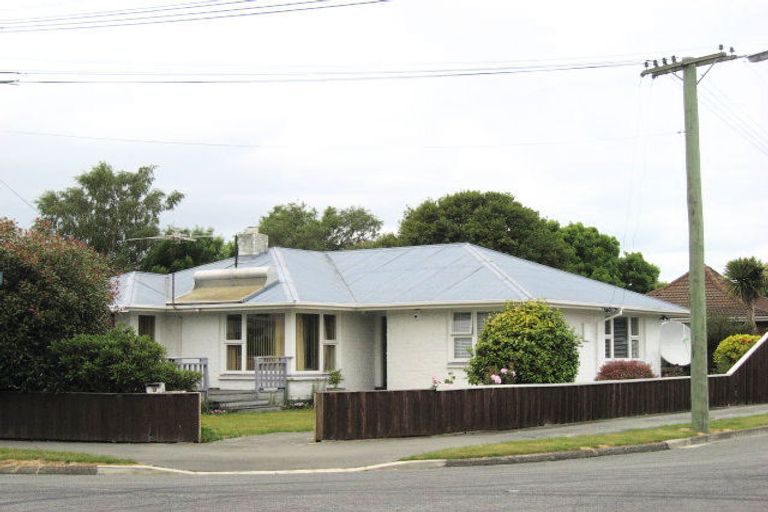 Photo of property in 9 Greendale Avenue, Avonhead, Christchurch, 8042