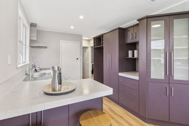 Photo of property in 10 Anderson Road, Deanwell, Hamilton, 3206