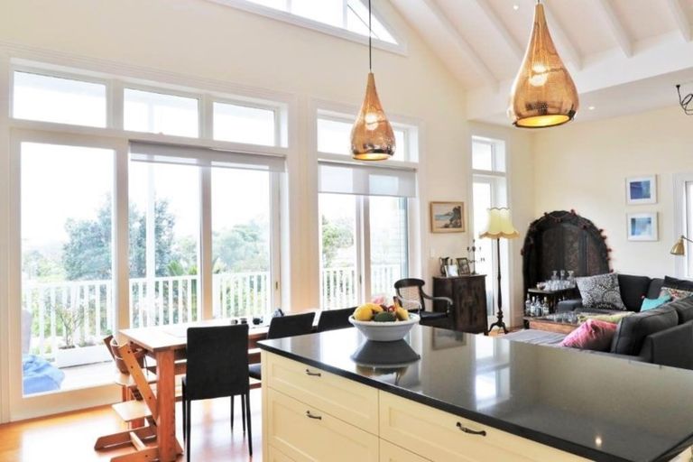 Photo of property in 38 Church Street, Devonport, Auckland, 0624