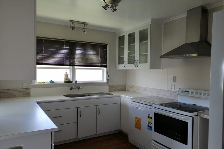 Photo of property in 38 Pembroke Street, Tawa, Wellington, 5028