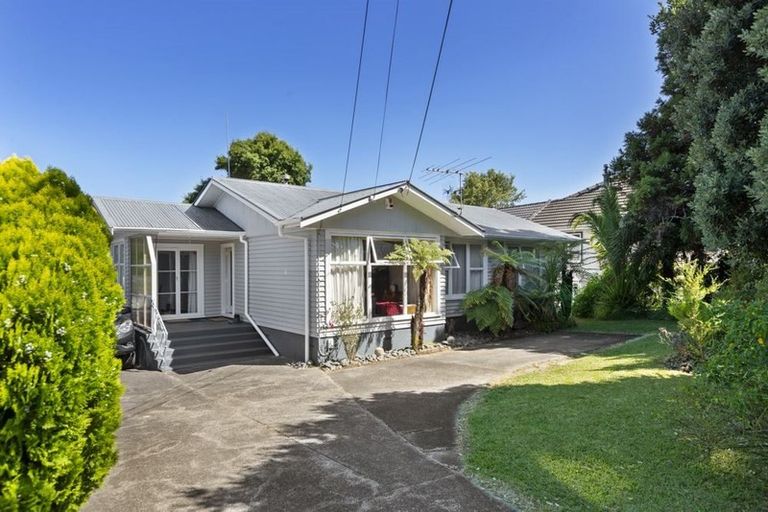 Photo of property in 1/103 Sturges Road, Henderson, Auckland, 0612