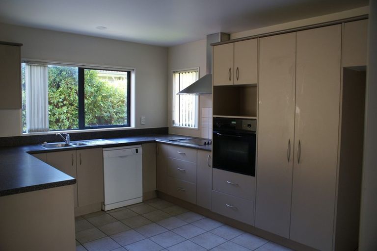 Photo of property in 132 Ilam Road, Ilam, Christchurch, 8041