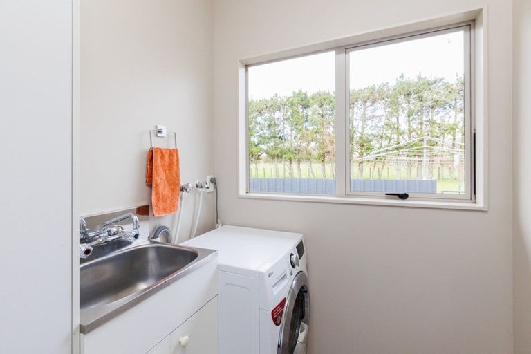 Photo of property in 1100b Kairanga Bunnythorpe Road, Kairanga, Palmerston North, 4475