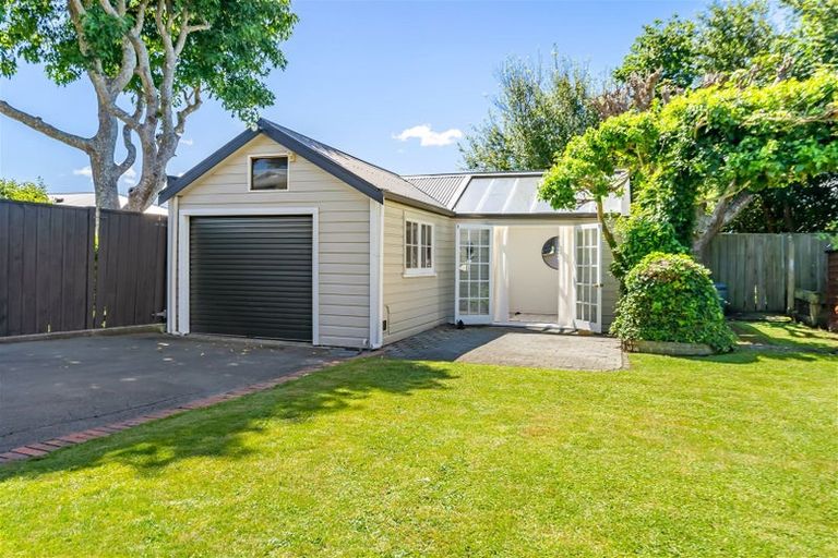 Photo of property in 7 Thornycroft Avenue, Epuni, Lower Hutt, 5011