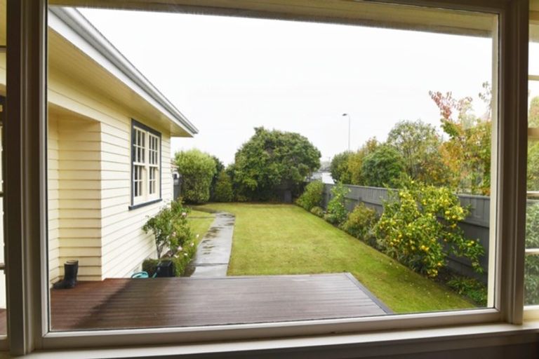 Photo of property in 4 Osier Road, Greenmeadows, Napier, 4112